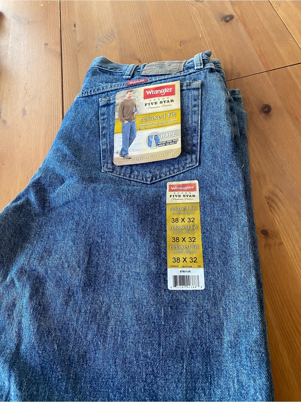 Wrangler Men’s Relaxed Fit Blue Denim Jeans